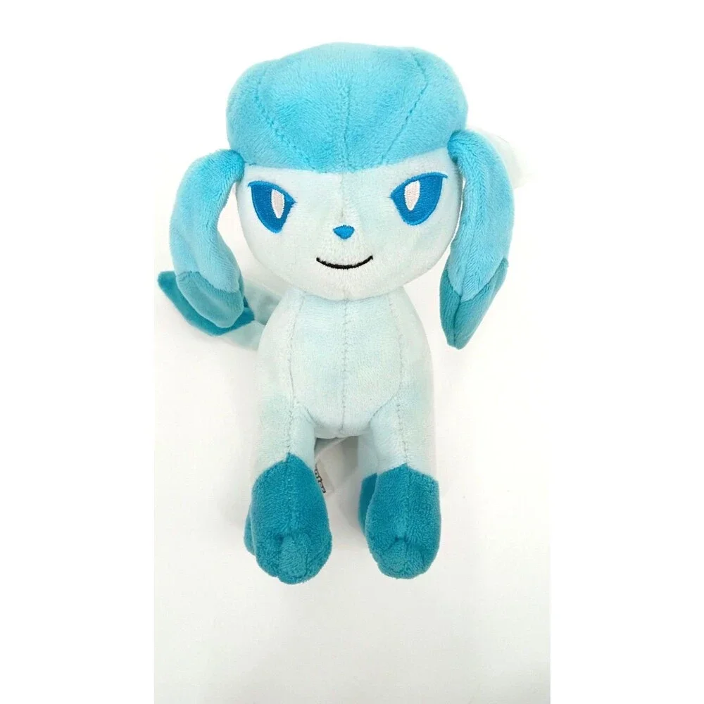 Pokémon Center Glaceon Plush 2017 Official Eeveelution 7